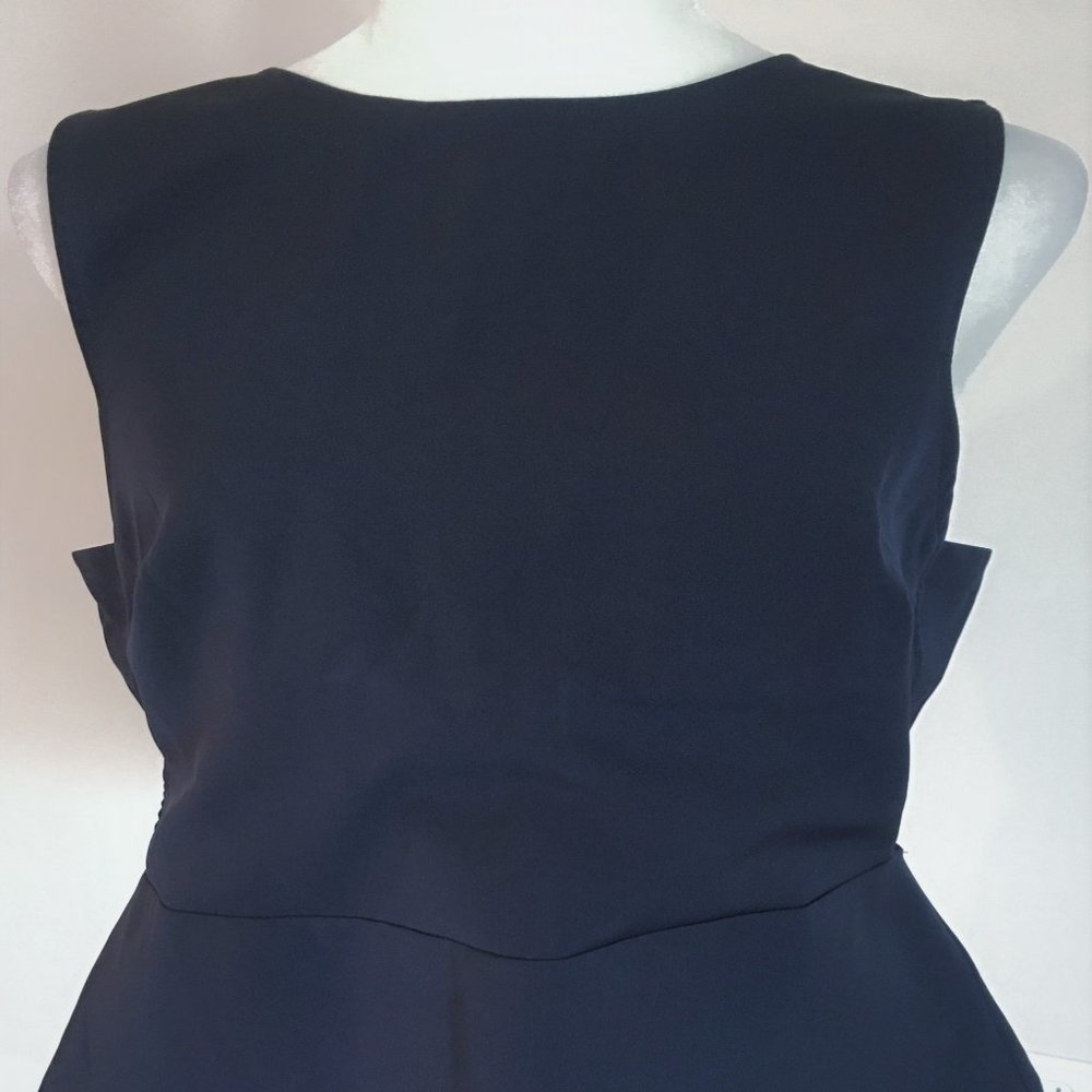 H & M - Picture 2 of 4